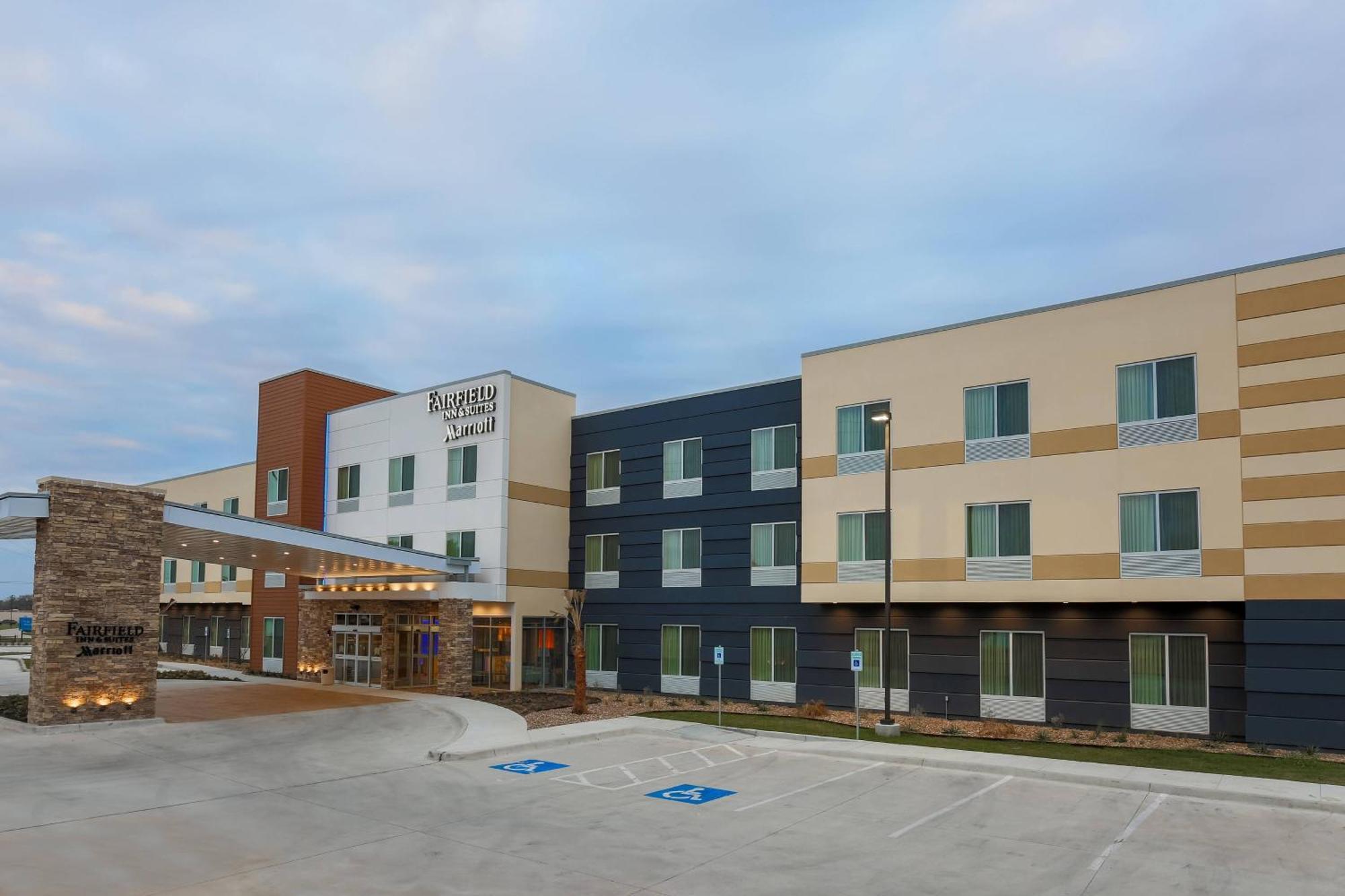 Fairfield Inn & Suites By Marriott Cuero Extérieur photo